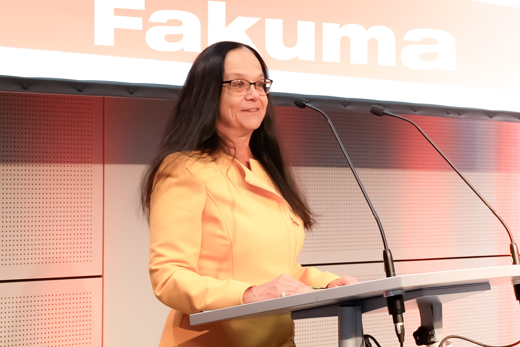Fakuma Internationale Fachmesse für Kunststoffverarbeitung Fakuma Pressekonferenz Frau Schall uai Fakuma Internationale Fachmesse für Kunststoffverarbeitung Fakuma Pressekonferenz Frau Schall uai